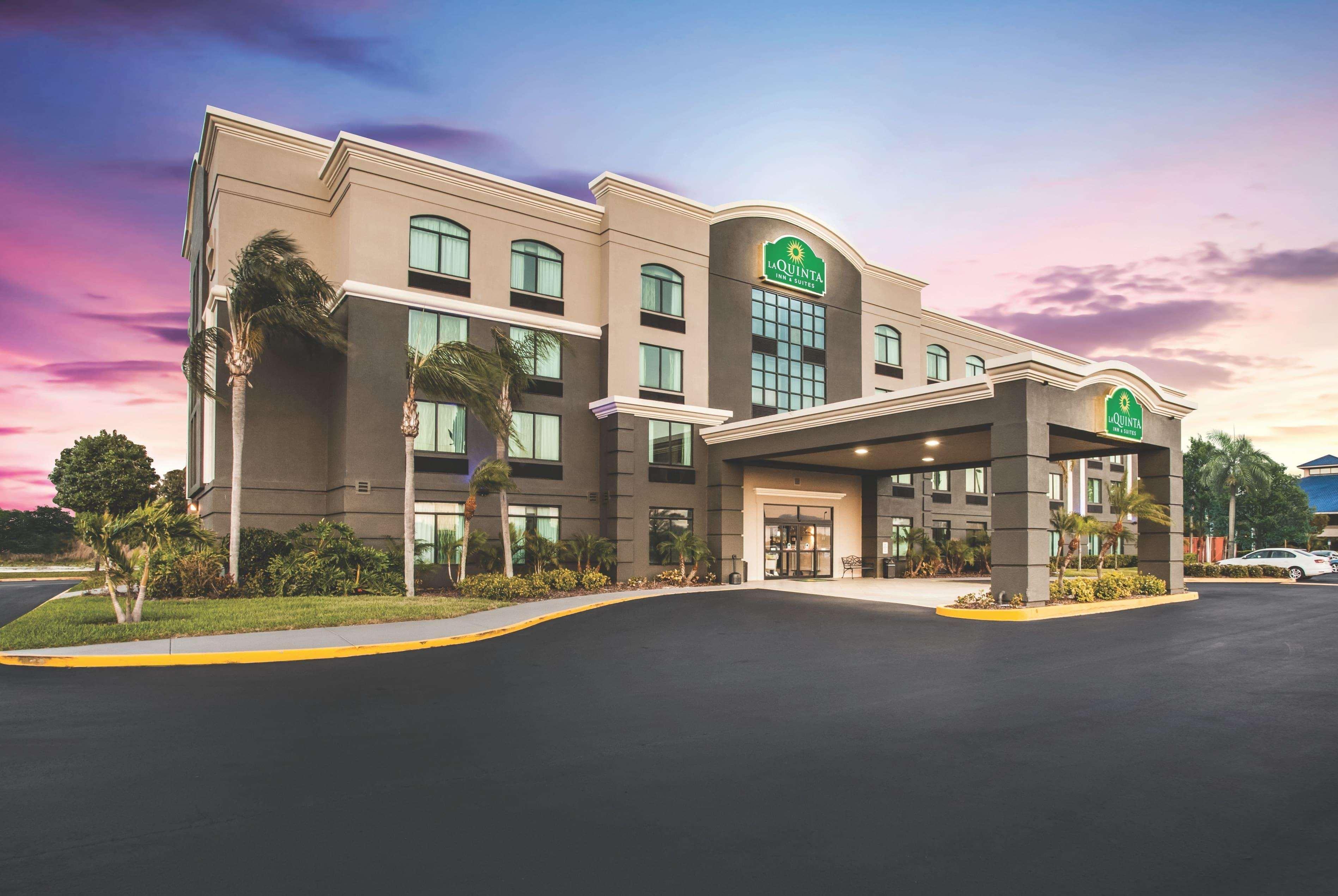 La Quinta By Wyndham Clearwater South Exterior foto