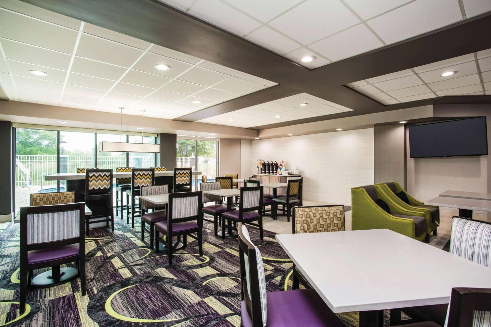 La Quinta By Wyndham Clearwater South Exterior foto