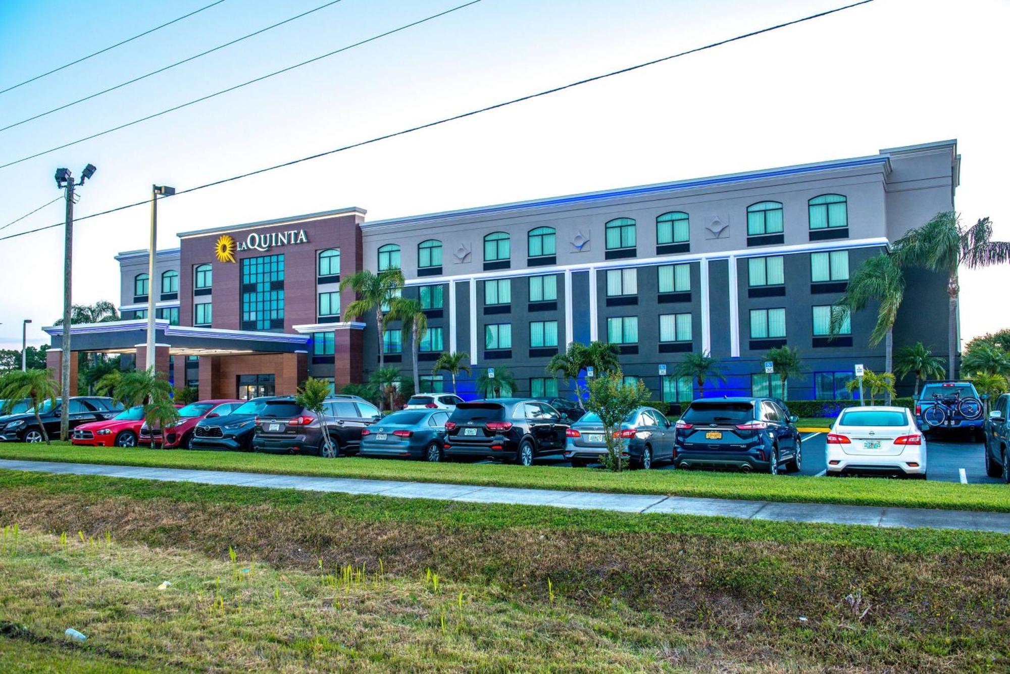 La Quinta By Wyndham Clearwater South Exterior foto