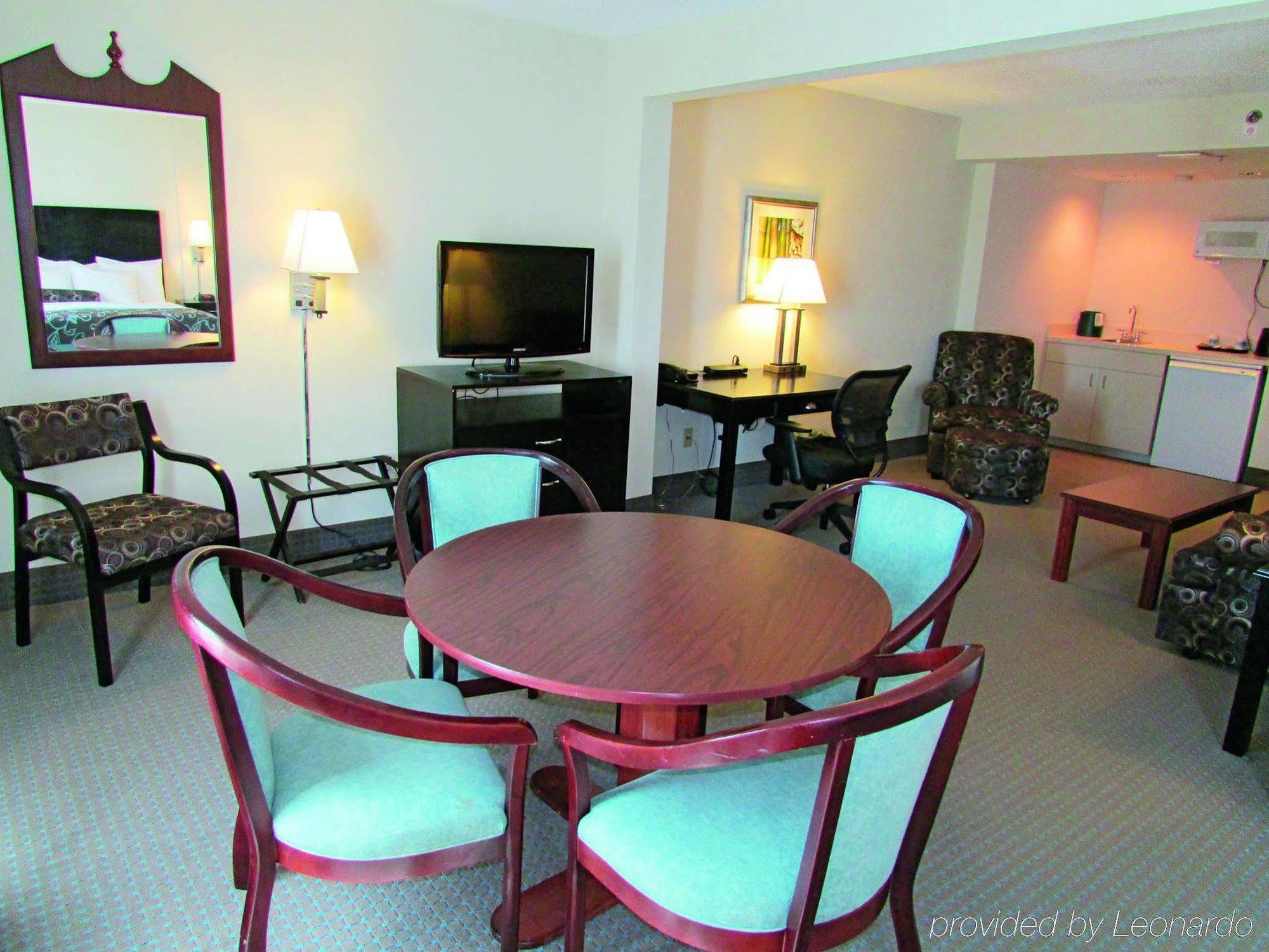 La Quinta By Wyndham Clearwater South Exterior foto